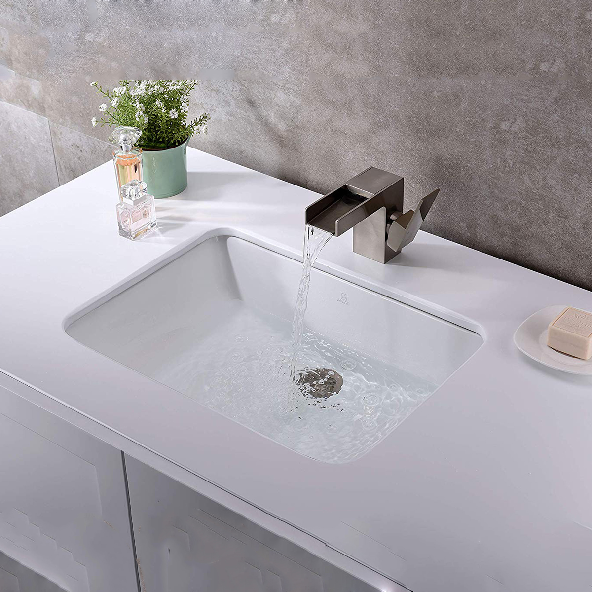 Fabricante de China, lavabo semi-encimera/bajo encimera, lavabo de cerámica con recipiente rectangular