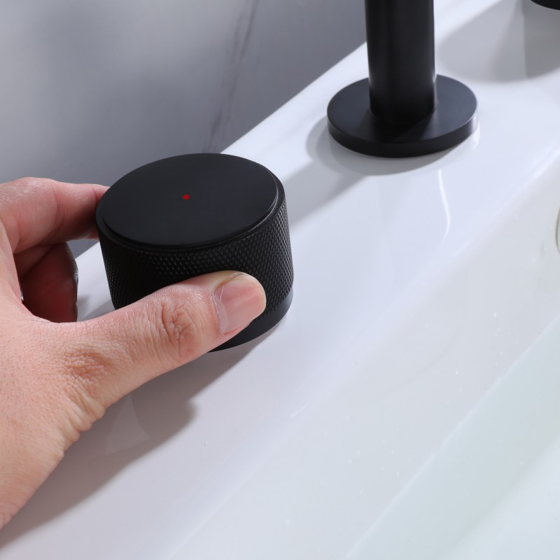 Grifo de lavabo de doble manija de tres orificios, grifo de baño caliente y frío, grifo de baño de gama alta