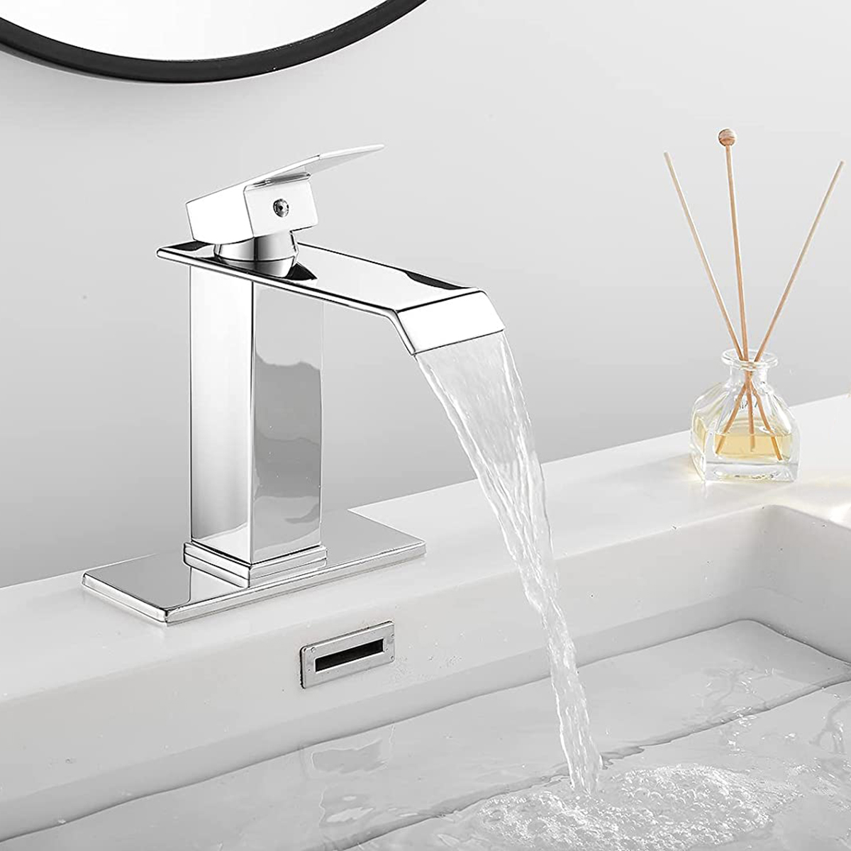 Grifo de baño con caño de cascada de cromo pulido para lavabo SUS 304 moderno 