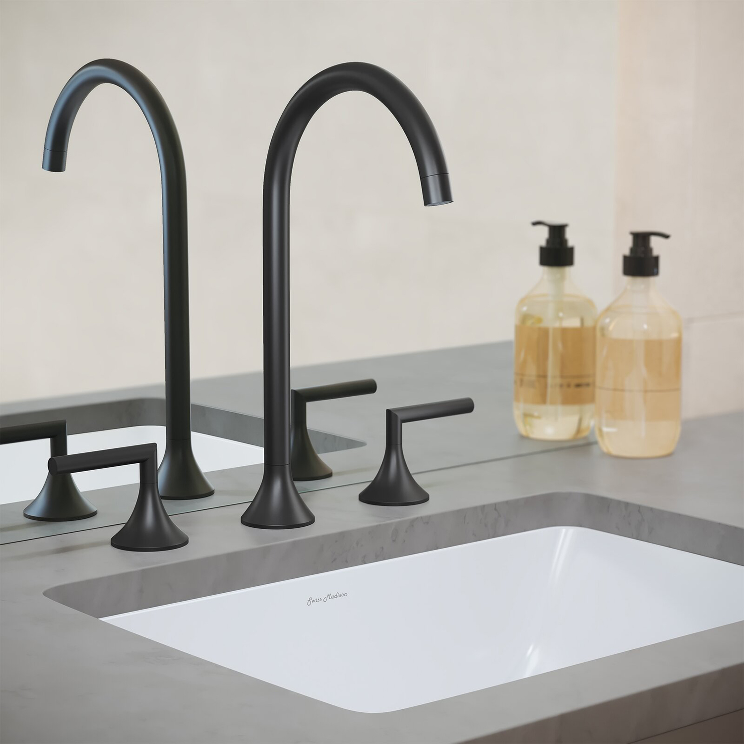 Aquacubic High-Arc CUPC Grifo de lavabo Grifo de lavabo de baño generalizado negro de 8 pulgadas