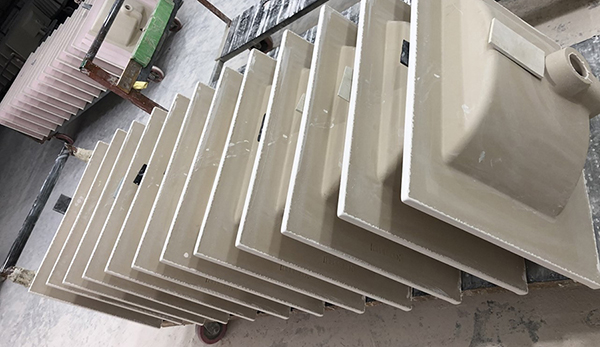 浴室水槽生产工序 4