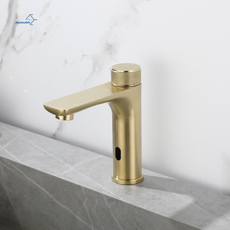 Aquacubic Factory-lavabo de baño dorado, Sensor inteligente, lavabo frío y caliente, grifo de un solo orificio para Hotel