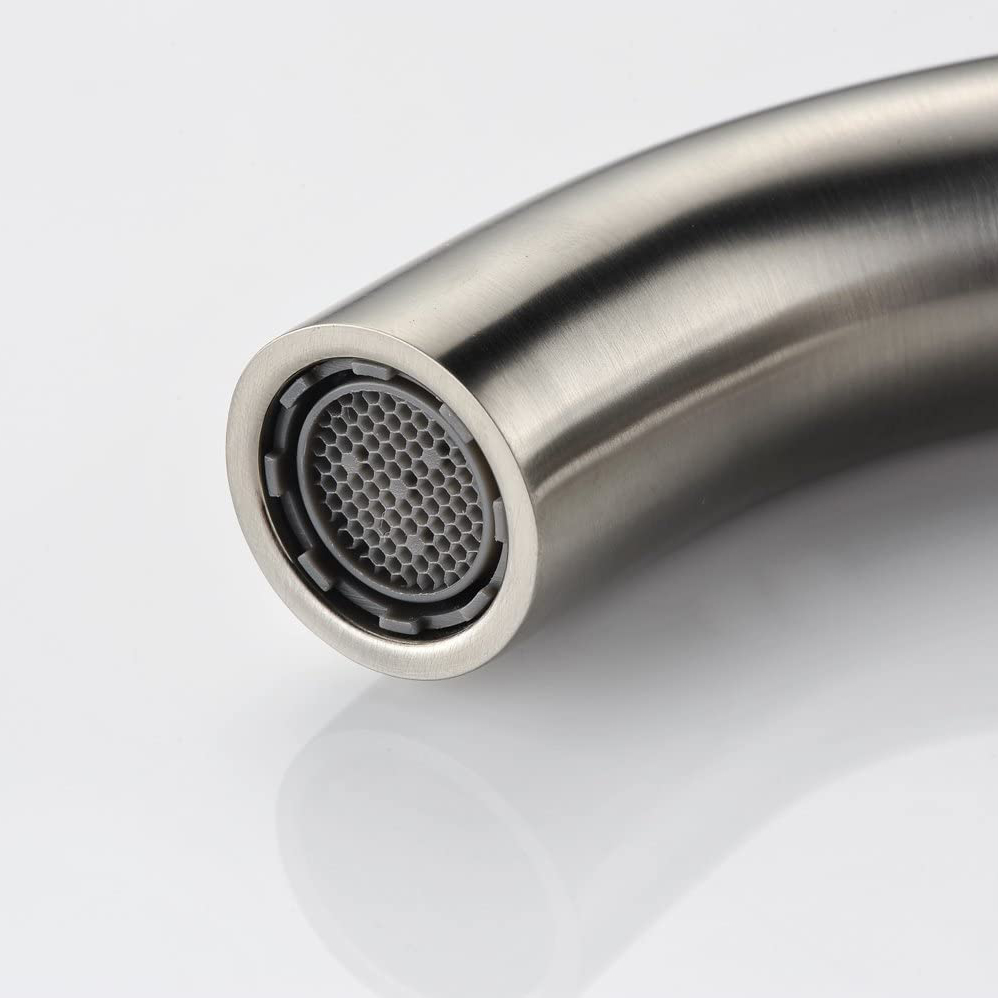 Grifo monomando para lavabo de baño montado en la pared de latón macizo